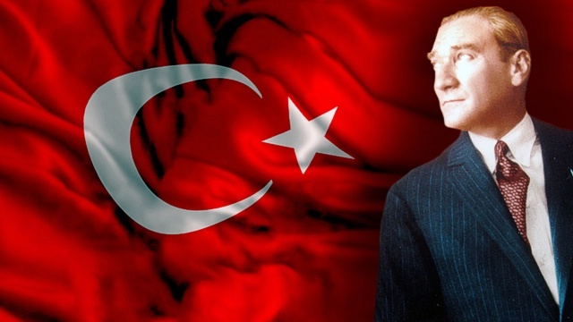30 Ağustos Zafer Bayramı resmi tatil mi?