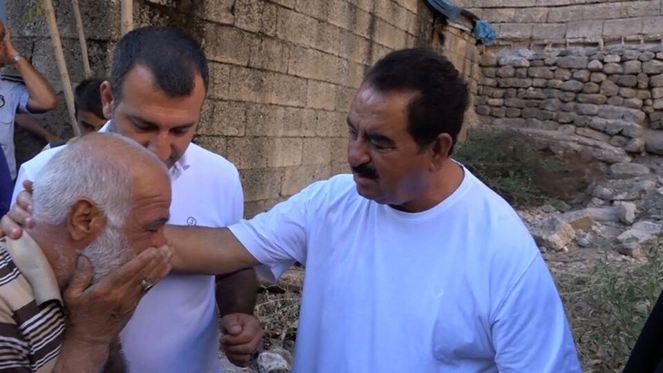 Tatlıses'in gözyaşları