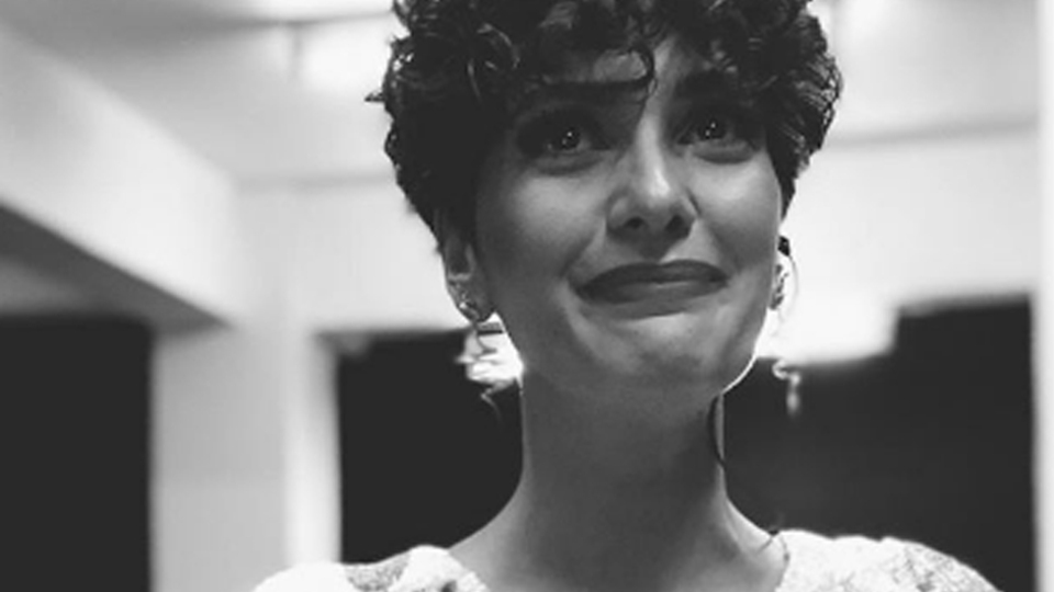 Bergüzar Korel'i ağlatan hediye