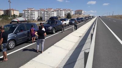 İpsala'da 8 kilometrelik dönüş kuyruğu!