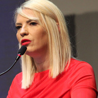 "O kadar yalnız kaldım ki..."