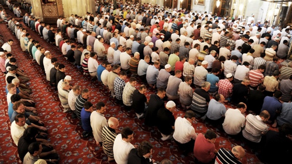 30 Ağustos İzmir Cuma namazı saat kaçta?