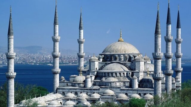 30 Ağustos İstanbul Cuma saati kaçta?