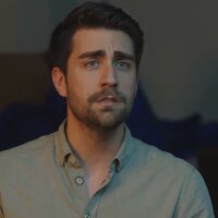 Afili Aşk dizisinin Kerem'i Çağlar Ertuğrul kimdir?