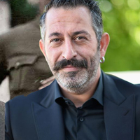 Cem Yılmaz'dan Zafer Bayramı mesajı