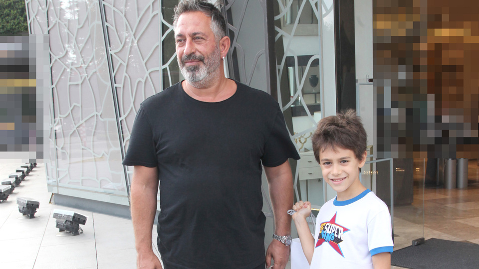 Cem Yılmaz oğlu Kemal ile alışverişte