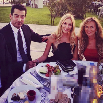 Sinem ve Kenan'dan aile pozu