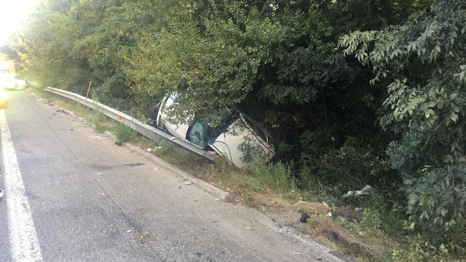 TEM'de feci kaza! Ölü ve yaralılar var