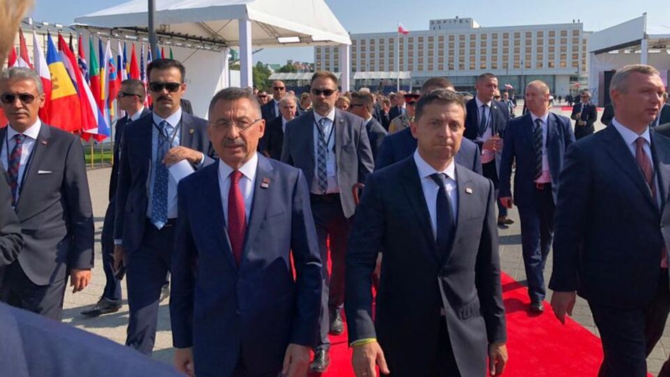 Fuat Oktay, İkinci Dünya Savaşı Anma Törenleri'ne katıldı