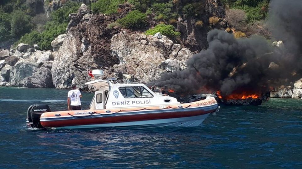 Marmaris'teki lüks yatta yangın faciası!