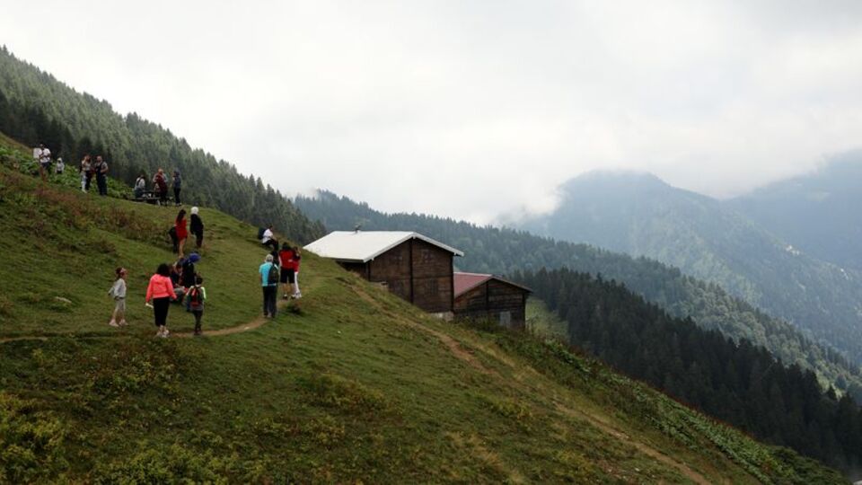 Kayıp 2 dağcıdan iyi haber!