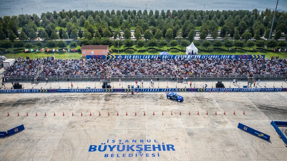 10 bin İstanbullu Drift Dünya Finali'ni izledi