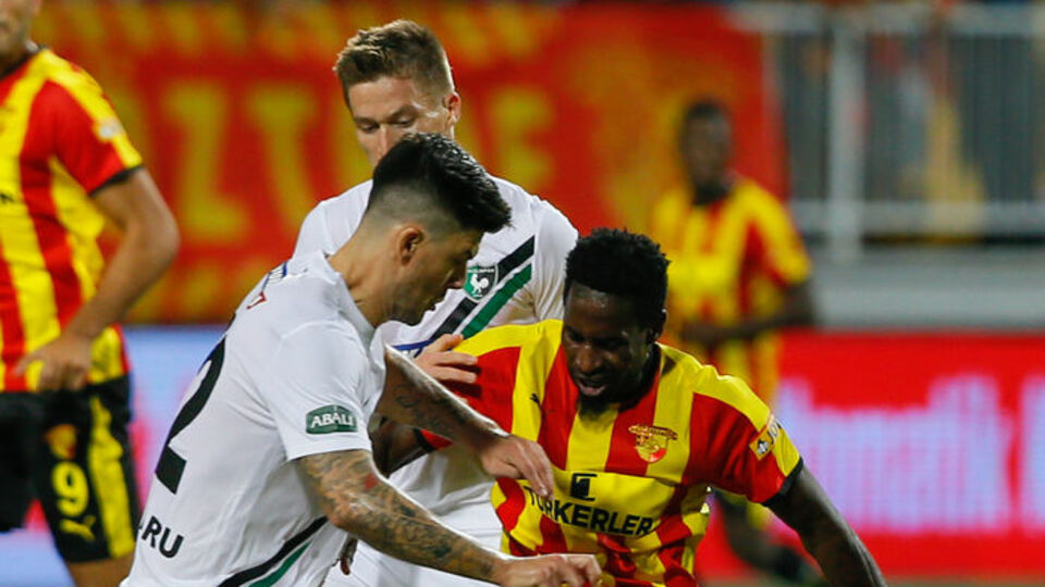 İzmir'de gol sesi çıkmadı!