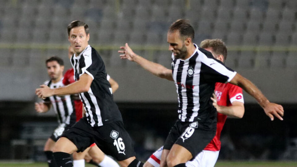 Altay, 3 puana 90+3'te uzandı
