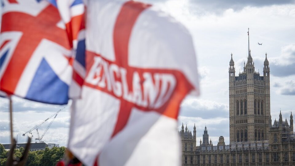 Brexit: İngiltere'de vekiller anlaşmasız ayrılığı durdurmak için yasa tasarısı planlıyor