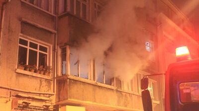 Fatih'te korkutan yangın!