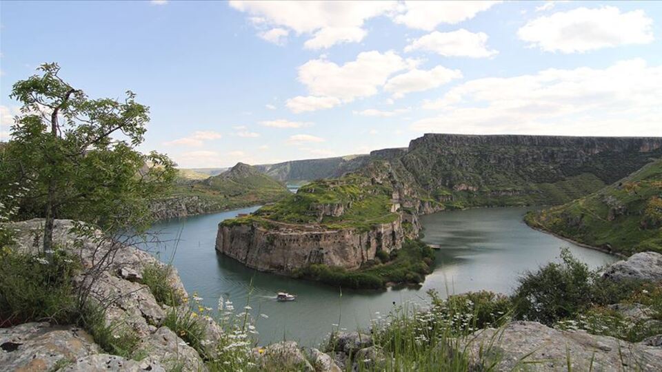 Fırat'ın incisi Rumkale balonlarla izlenecek