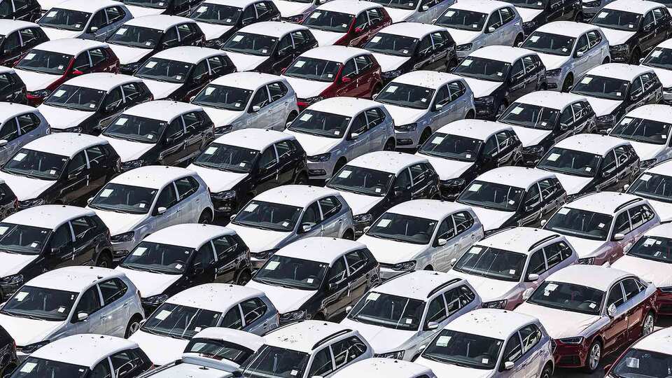 2.1 milyar TL'lik otomobil aldılar!