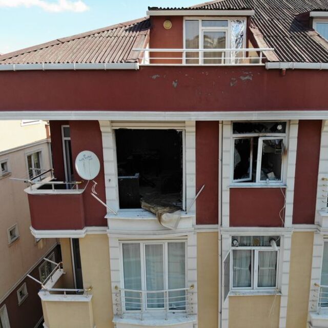 Esenyurt'ta bir evde patlama