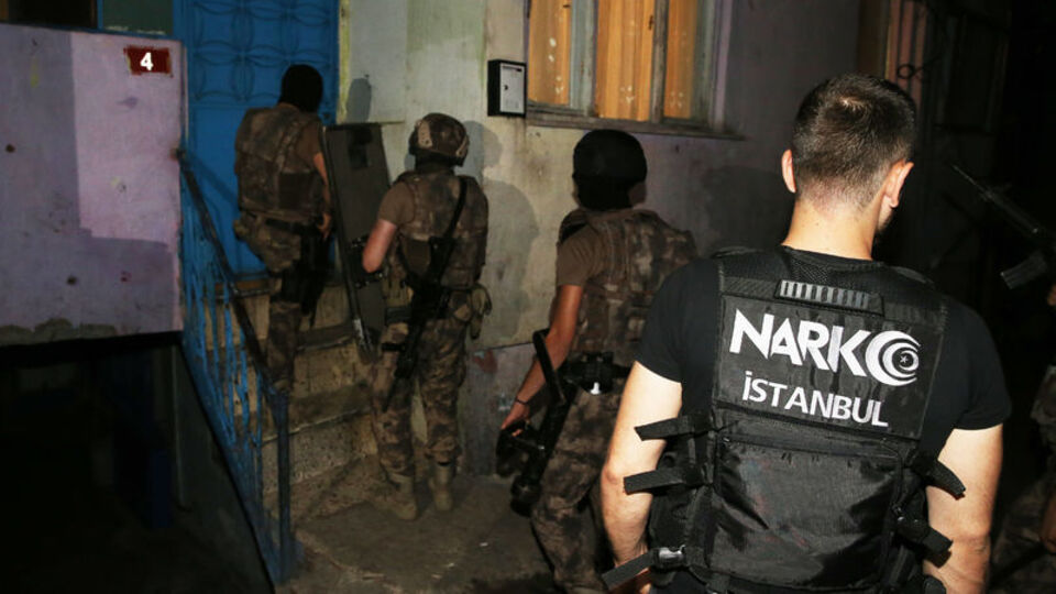 İstanbul'da 4 ilçede uyuşturucu operasyonu