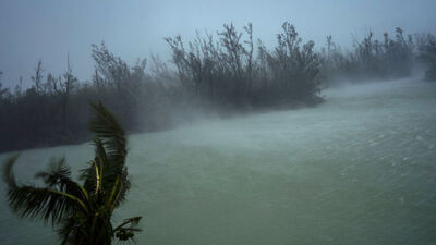 Dorian Kasırgası Bahamalar'da 5 can aldı