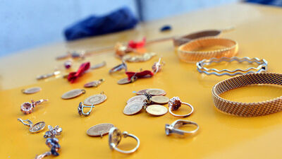 60 bin liralık altın çorabından çıktı! Gazetecilere 'yalan' dedikten sonra...