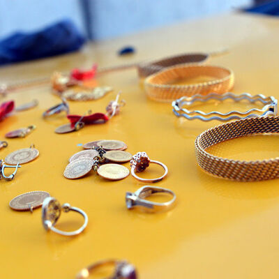 60 bin liralık altın çorabından çıktı! Gazetecilere 'yalan' dedikten sonra...