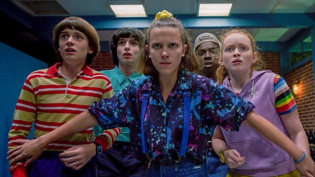 Stranger Things konusu ve oyuncuları