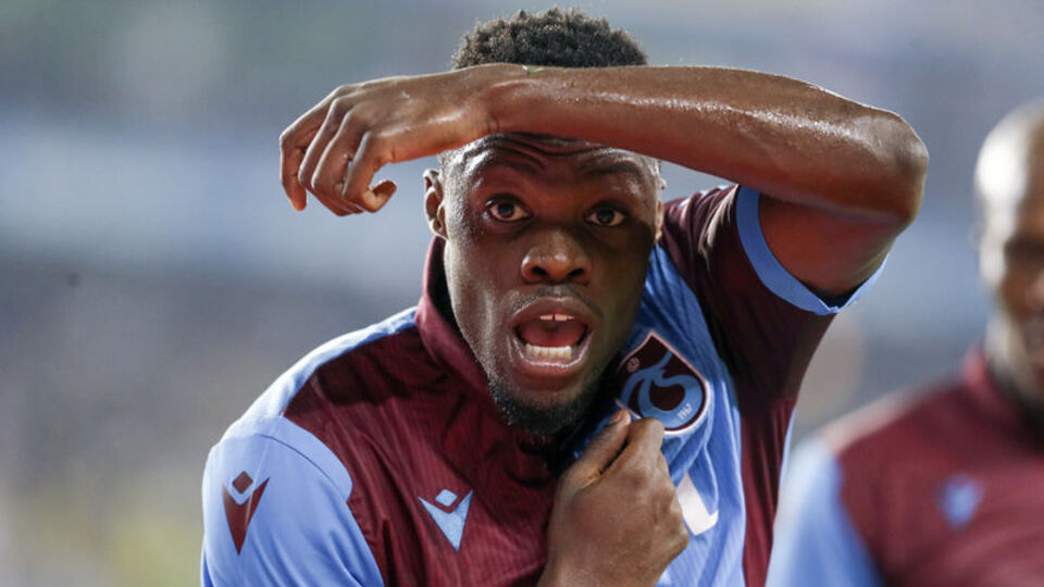 Ekuban, sezona farklı başladı