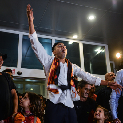 "Birçok ülkeden teklif aldım ama..."