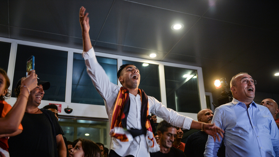 "Birçok ülkeden teklif aldım ama..."