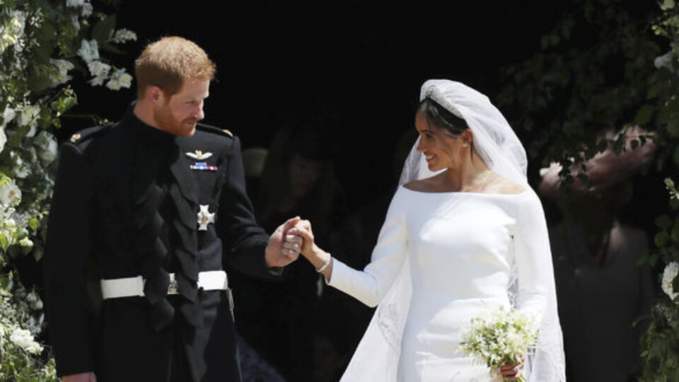 Prens Harry'den özel jet eleştirilerine yanıt: Ailemin güvenliği için!