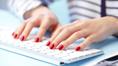 İzmir Barosu'ndan kadınlara regl izni