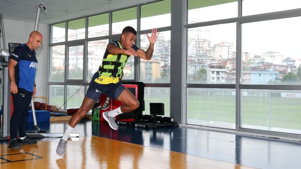 Fenerbahçe salonda çalıştı