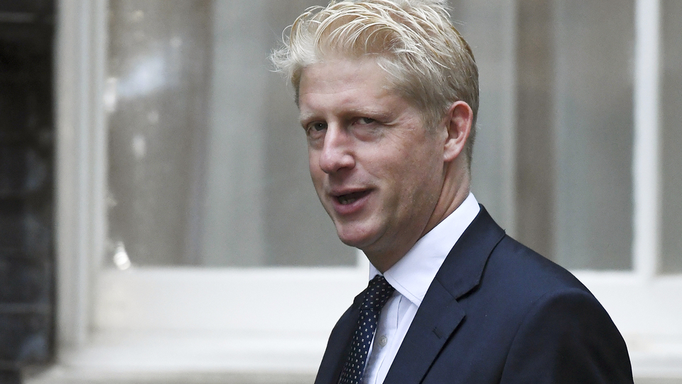 Boris Johnson'ın kardeşi bakanlıktan istifa etti