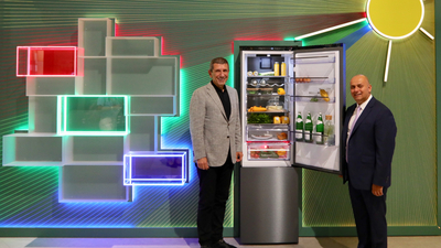 Güneş ışığını buzdolabına yerleştirdi