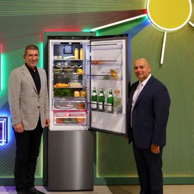 Güneş ışığını buzdolabına yerleştirdi