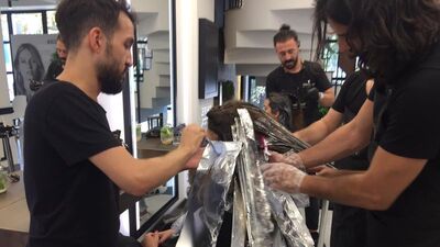 Ünlülerin güzellik merkezinde akılalmaz olay!