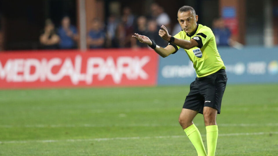 UEFA'dan Cüneyt Çakır'a görev