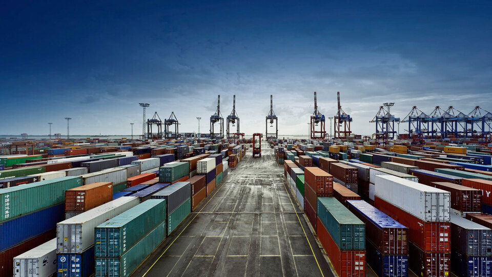 "İhracatın büyümeye katkısı devam edecek"