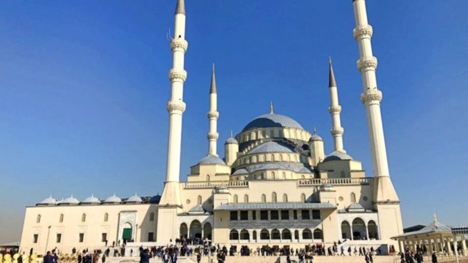 6 Eylül Ankara Cuma namazı saat kaçta?