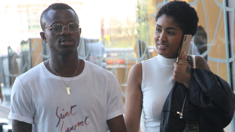 İzin gününü alışveriş yaparak değerlendirdi