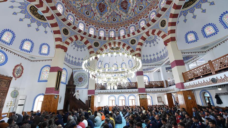 6 Eylül Bursa Cuma namazı saat kaçta?