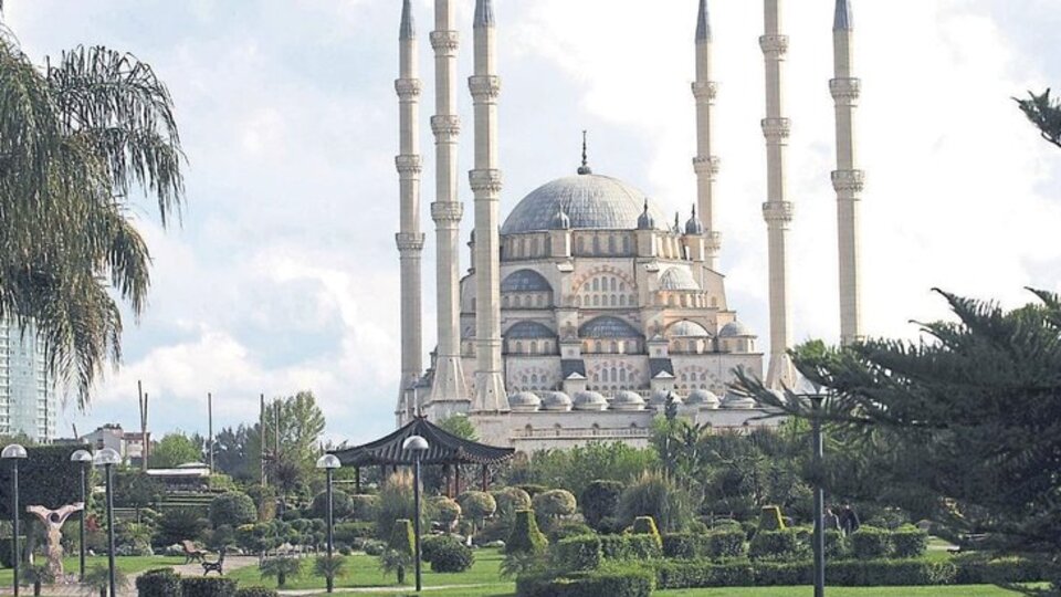 Adana Cuma saati kaçta?