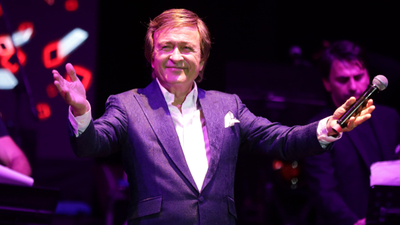 Erol Evgin, Sapanca sahnesinde