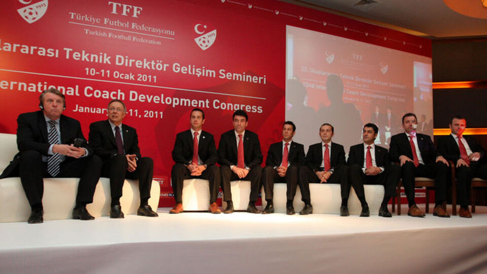 UEFA'dan gözlemcilerimize görev