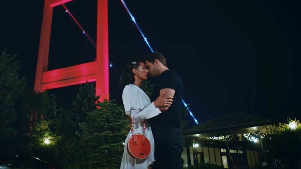 Demir, Selin'e teslim!