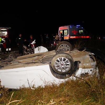 İki üniversiteli genç kız kazada hayatını kaybetti