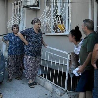 Dehşet anları! Ablasını dövdü, kardeşlerini bıçakla rehin aldı...