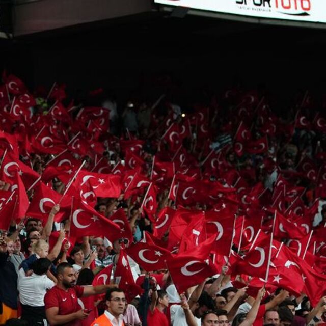 Beşiktaş Park'ta ilk milli maç!
